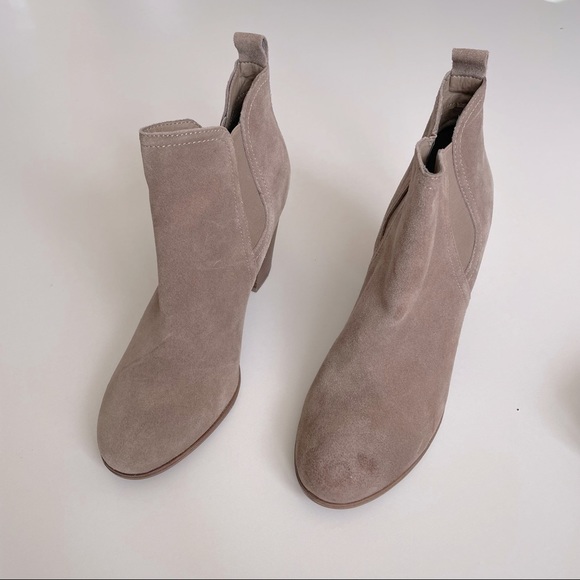 Michael Brown Suede Booties Size 11 - Picture 2 of 7